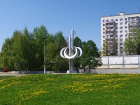 Нижнекамск, улица Гагарина. малая архитектурная форма