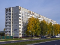 Нижнекамск, Шинников проспект, дом 1. многоквартирный дом
