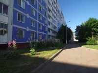 Nizhnekamsk, Shinnikov avenue, 房屋 19. 公寓楼