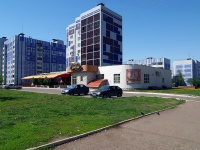 Нижнекамск, Мира проспект, дом 18А. Трактир "Старый Амбар"