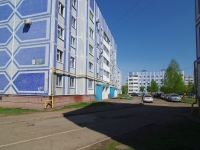 Nizhnekamsk, Mira avenue, 房屋 24А. 公寓楼