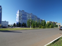 Nizhnekamsk, Mira avenue, 房屋 28. 公寓楼