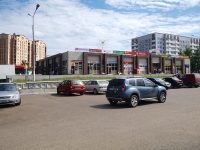 Нижнекамск, торговый центр "Шатлык", Мира проспект, дом 59
