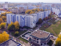 Nizhnekamsk, avenue Mira, house 17. Apartment house