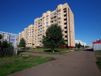 Nizhnekamsk, 宿舍 АО "Нижнекамскнефтехим", Mira avenue, 房屋 38