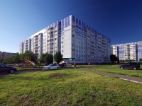 Nizhnekamsk, Mira avenue, 房屋 52. 公寓楼