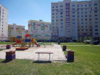 Nizhnekamsk, Mira avenue, house 107. Apartment house