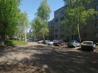 Nizhnekamsk, Chab'inskaya st, house 5. Apartment house