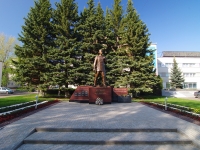 площадь Лемаева. памятник Мусе Джалилю