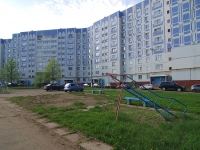 Nizhnekamsk, Baki Urmanche st, 房屋 3. 公寓楼