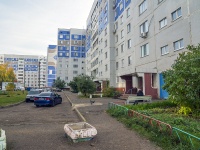Nizhnekamsk, Baki Urmanche st, house 31. Apartment house