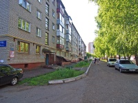 Nizhnekamsk, Tikhaya alleya st, house 13. Apartment house