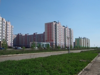 Nizhnekamsk, Syuyumbike st, house 9. Apartment house