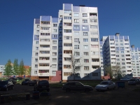 Nizhnekamsk, Syuyumbike st, house 32. Apartment house