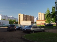 Нижнекамск, общежитие ОАО Нижнекамскнефтехим, улица Сююмбике, дом 42