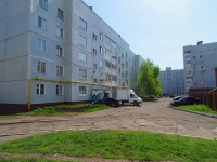 Nizhnekamsk, Syuyumbike st, 房屋 52. 公寓楼
