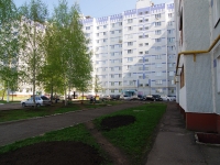 Nizhnekamsk, Syuyumbike st, house 63. Apartment house