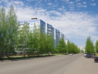Nizhnekamsk, Syuyumbike st, house 65. Apartment house