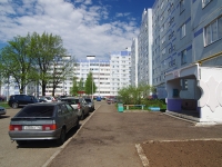 Nizhnekamsk, Syuyumbike st, 房屋 69. 公寓楼