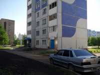 Nizhnekamsk, Syuyumbike st, house 44. Apartment house