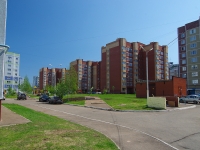 Nizhnekamsk, Chishmale , house 4. Apartment house