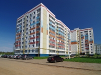 Nizhnekamsk, Yamle st, house 4. Apartment house