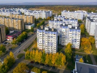 Nizhnekamsk, Chulman st, house 6. Apartment house