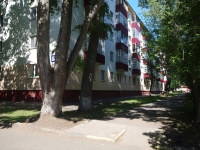 Nizhnekamsk, Stroiteley avenue, 房屋 11. 公寓楼