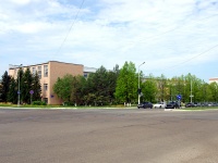 Нижнекамск, институт Нижнекамский химико-технологический институт, Строителей проспект, дом 47