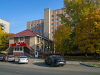 Nizhnekamsk, 30 let Pobedy st, 房屋 12/19. 公寓楼