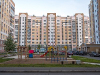 Nizhnekamsk, 30 let Pobedy st, house 28. Apartment house