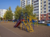 Nizhnekamsk, Studencheskaya st, house 36. Apartment house