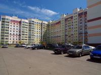 Nizhnekamsk, Studencheskaya st, 房屋 16. 公寓楼