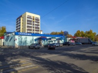 Nizhnekamsk, Yunosti st, 房屋 12Б. 商店