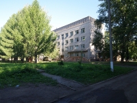 Нижнекамск, Детская поликлиника №1 "Солнечная", улица Тукая, дом 37
