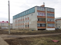 Nurlat, Leningradskaya st, 房屋 7. 公寓楼