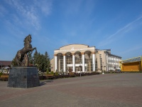 Nurlat, monument коню-призёру «Ледок»Karl Marks st, monument коню-призёру «Ледок»