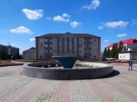 Nurlat, 喷泉 на главной площадиSovetskaya st, 喷泉 на главной площади