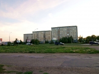 Naberezhnye Chelny, Naberezhnochelninsky Ave, house 35. Apartment house