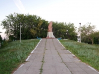 Naberezhnye Chelny, monument Героям войныNaberezhnochelninsky Ave, monument Героям войны
