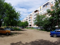 Naberezhnye Chelny, Haberezhnay Sanachina st, house 12. Apartment house