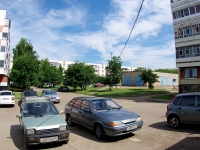 Naberezhnye Chelny, Haberezhnay Sanachina st, house 12. Apartment house