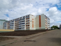 Naberezhnye Chelny, Komsomolskaya naberezhnaya st, house 28. Apartment house