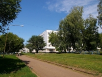 Naberezhnye Chelny, Komarov st, house 33. Apartment house