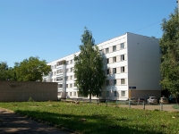 Naberezhnye Chelny, Komarov st, house 33. Apartment house
