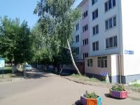 Naberezhnye Chelny, Naberezhnaya Gabdully Tukaya st, house 47. Apartment house