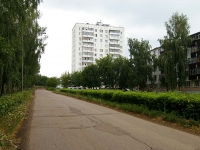 Naberezhnye Chelny, Musa Dzhalil avenue, house 28. Apartment house