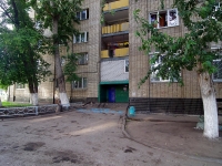 Naberezhnye Chelny, Musa Dzhalil avenue, house 52. Apartment house