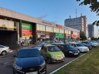 Naberezhnye Chelny, Mira avenue, house 22А. shopping center