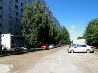 Naberezhnye Chelny, Mira avenue, house 49. Apartment house